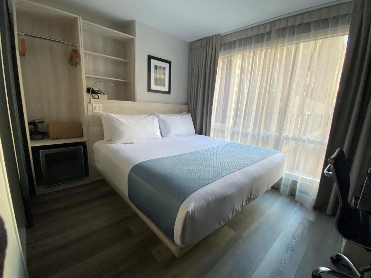 Отель Wingate By Wyndham New York Midtown South/5Th Ave Экстерьер фото